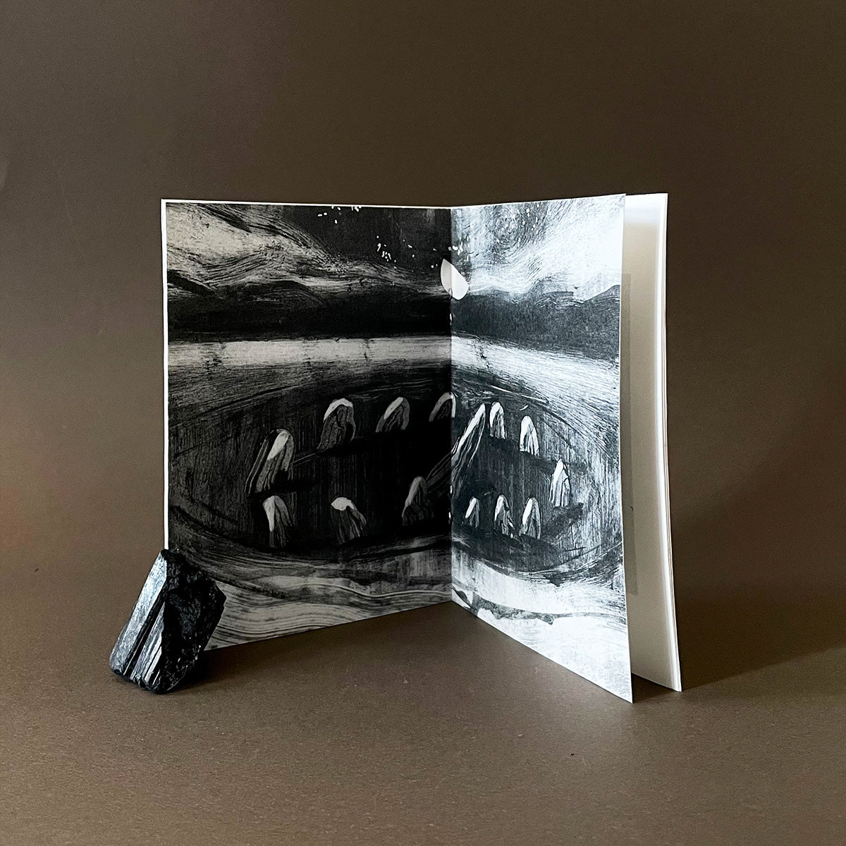 A Zine About Stones - Hanna Matthews - Haus Nostromo