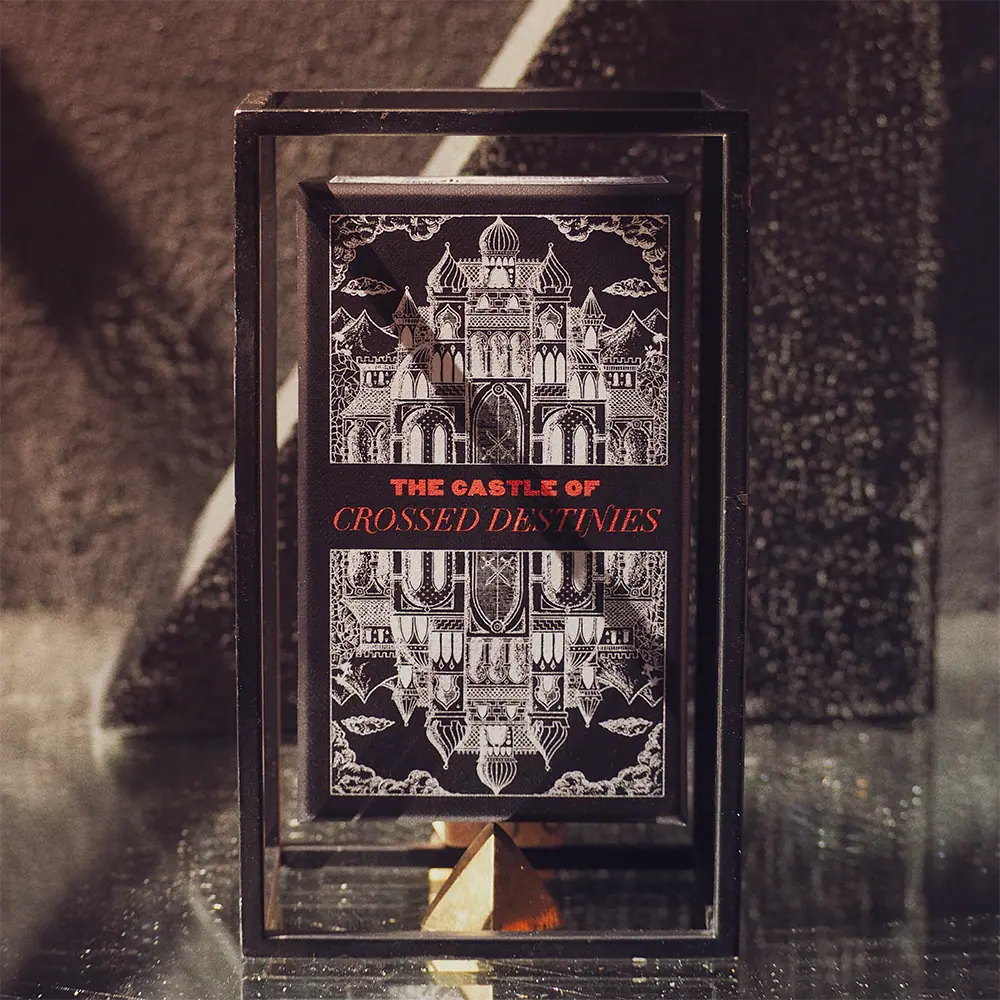 The Castle of Crossed Destinies Tarot Deck