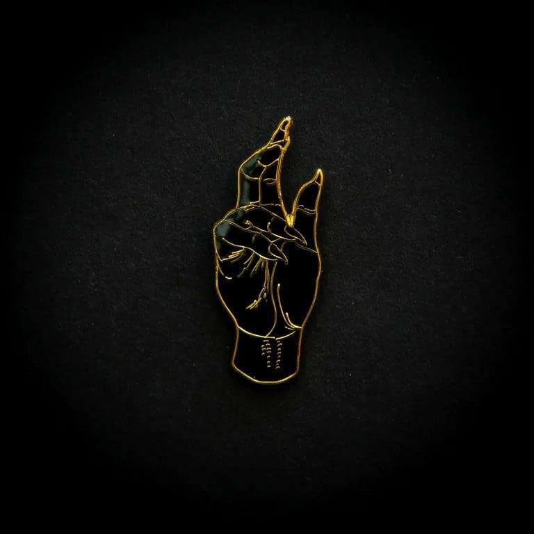 Hand Pin - Black/Gold - Wir Sind Die Toten - Haus Nostromo